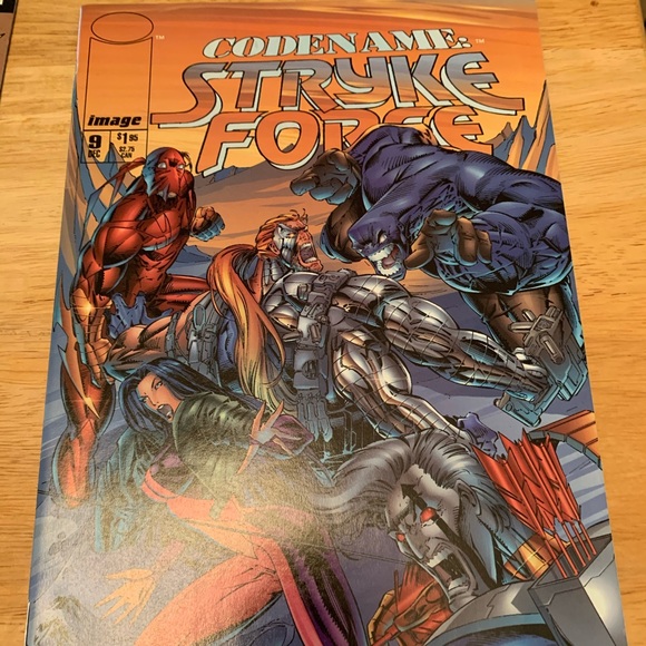 Comic Books - Picture 3 of 10